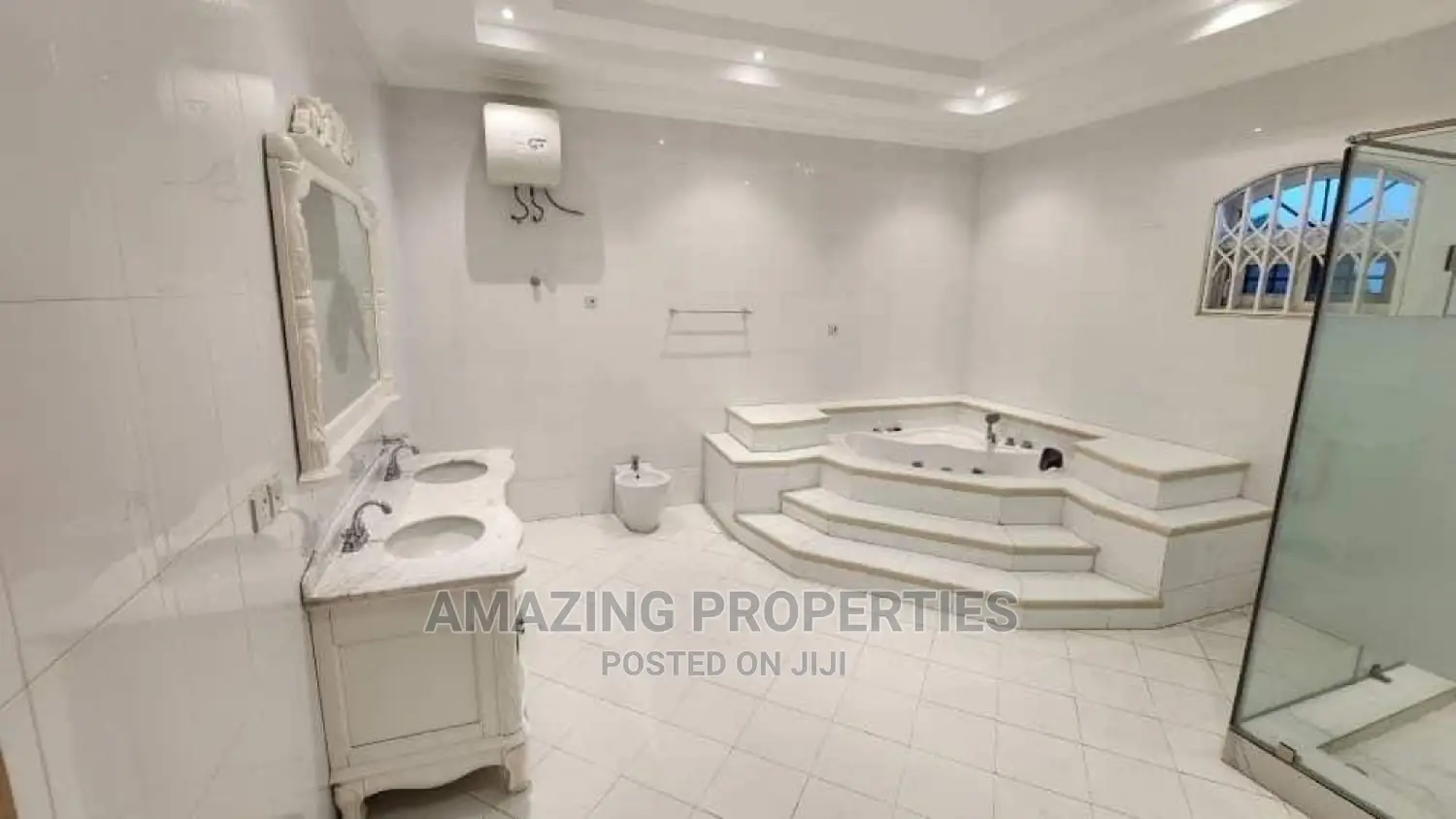 5bdrm House in East Legon for rent