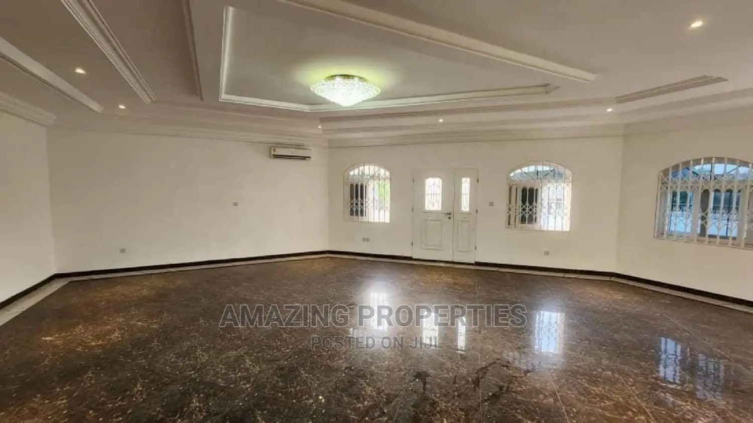 5bdrm House in East Legon for rent