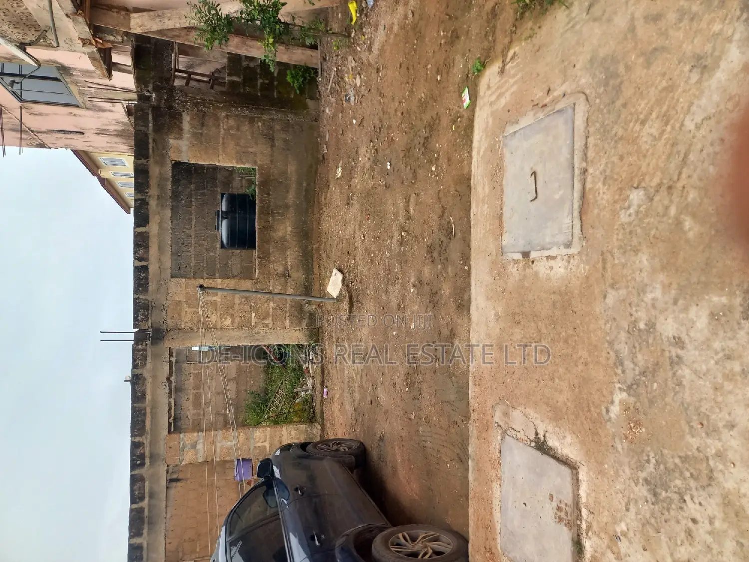 4 Stores, 4 Units of 2bedrooms Self Con. Storey 4 Sale