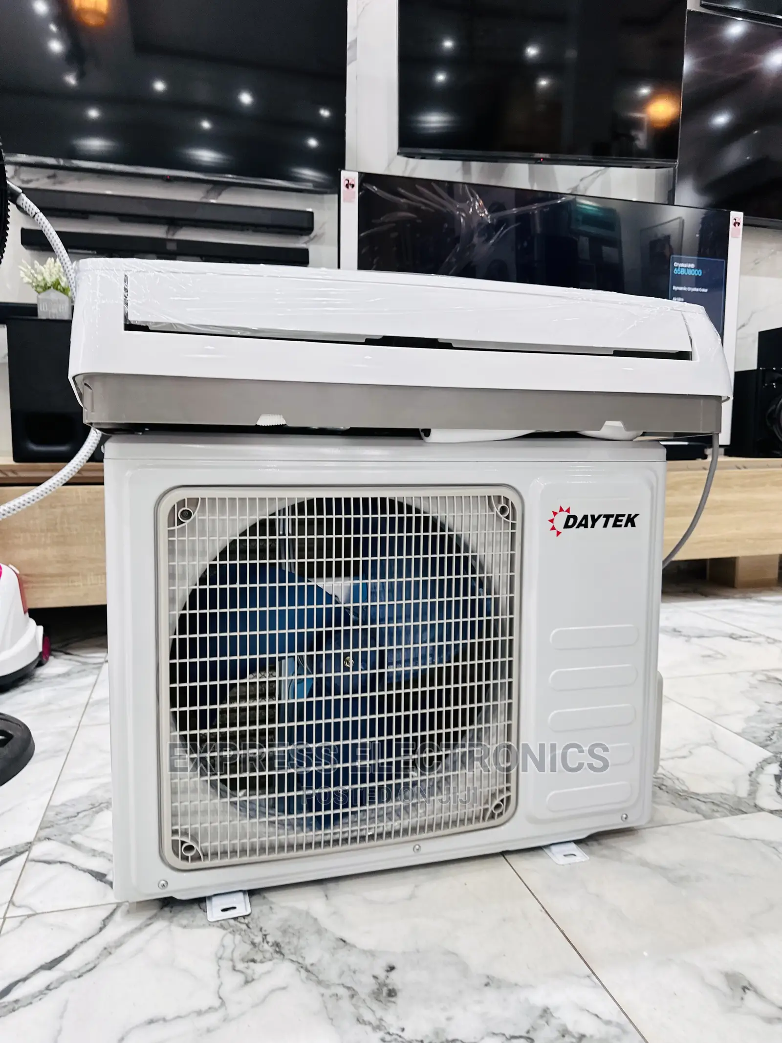 Adorable  New Daytek Split R410 Gas 1.5hp
