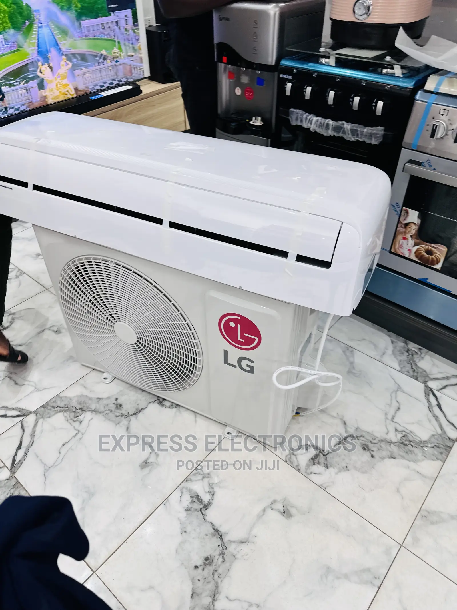 2.5hp Fast Cooling Compressor Split AC White