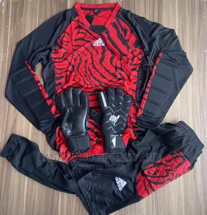 Original Goalkeepers Set at Cool Price