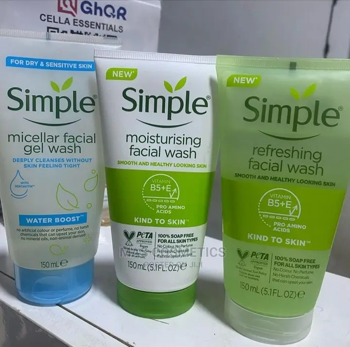 Simple Refreshing Facial Wash
