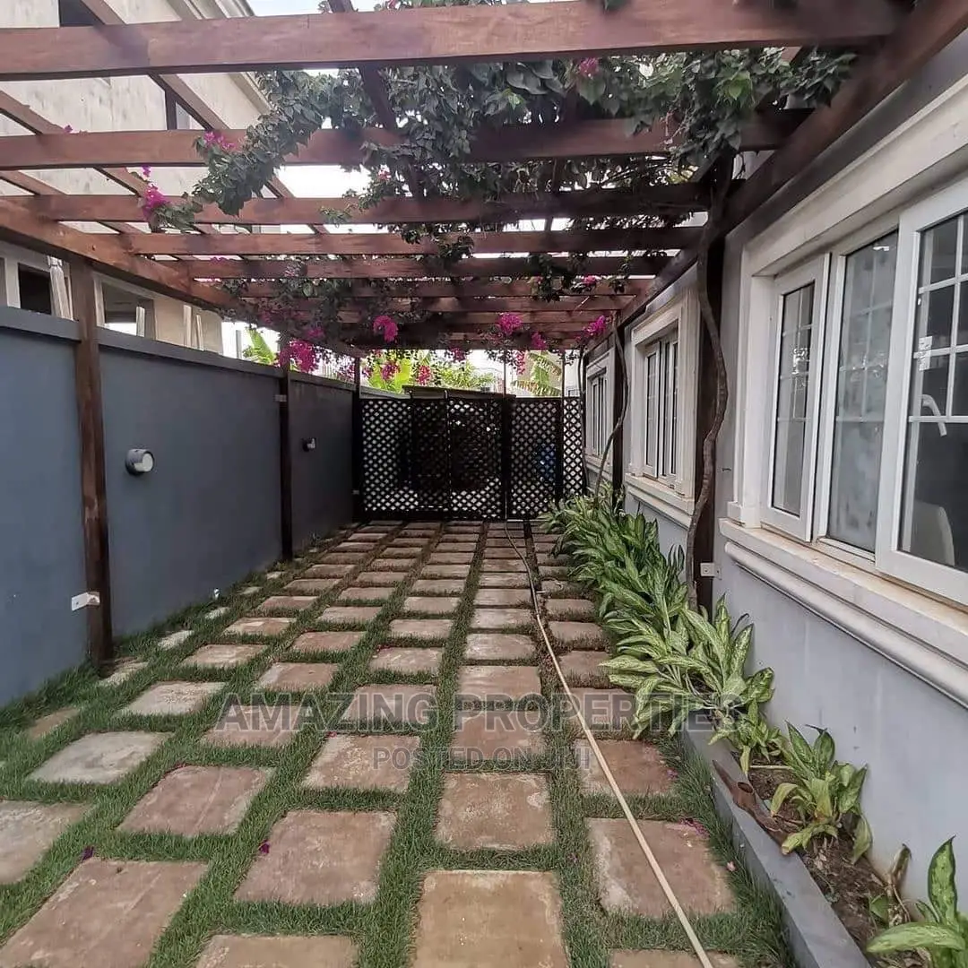 4bdrm House in Burma Hills, East, Spintex for sale