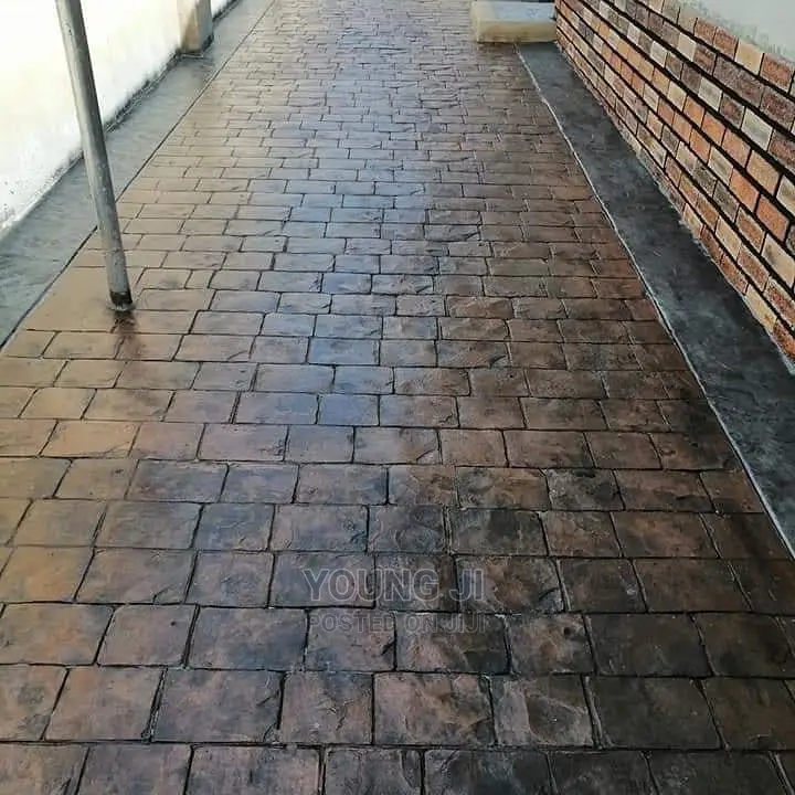 Floor Molding
