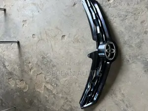 Toyota Corolla 2014 - 2016 Top Grille
