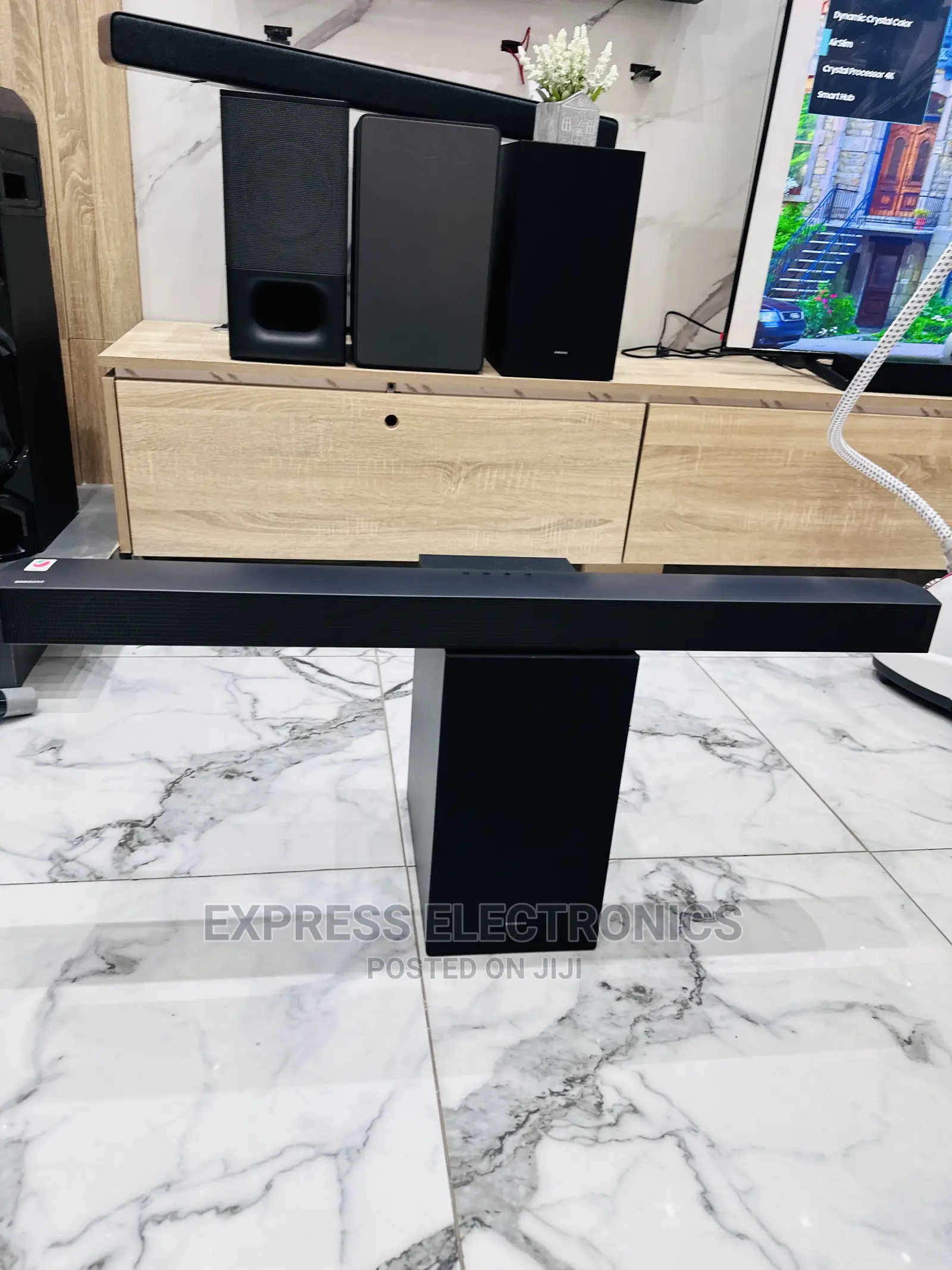 Samsung Connect and Enjoy With Bluetooth HW-Q930