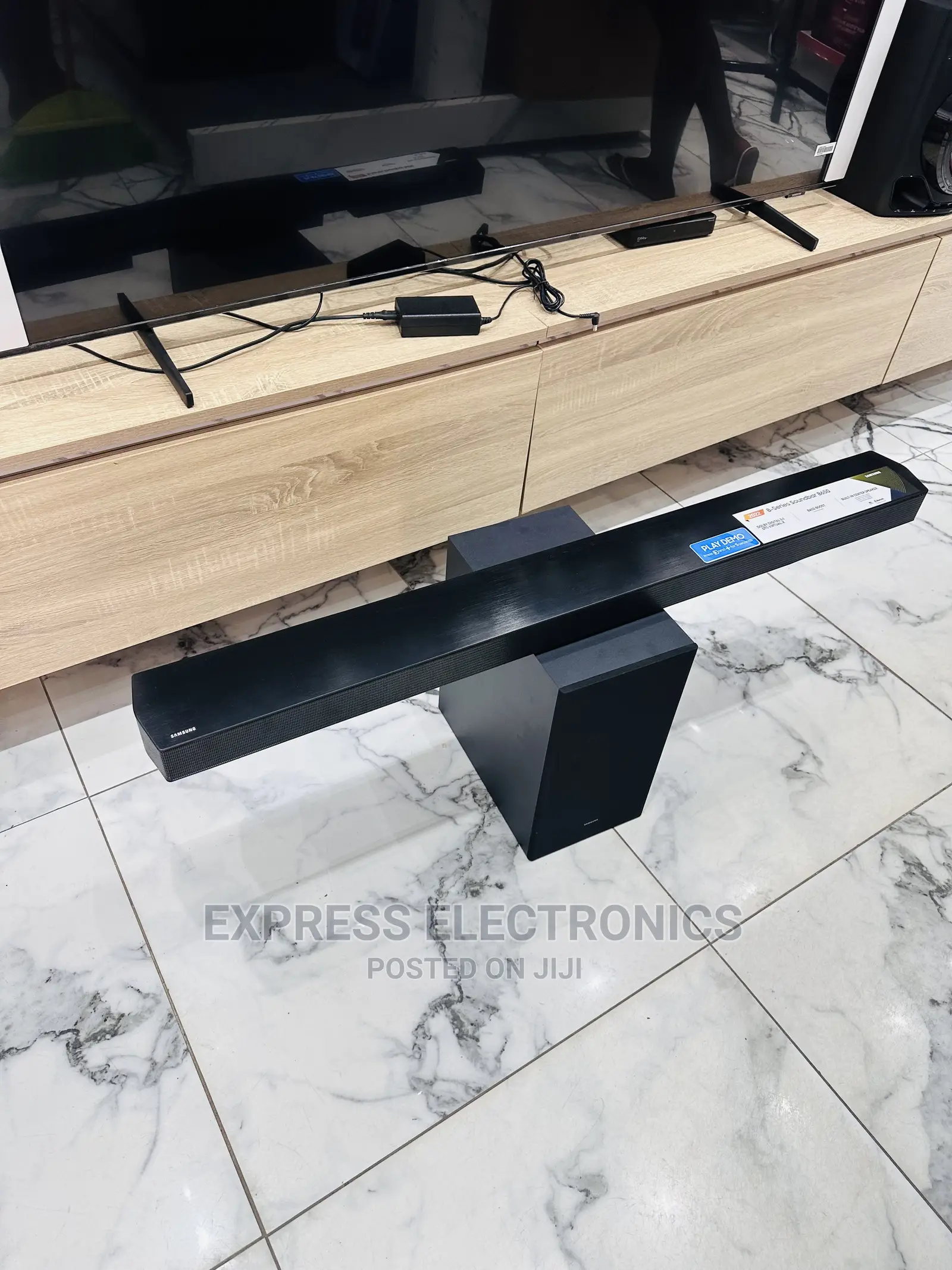 HW-Q700A. Connect,Listen and Enjoy With Bluetooth Soundbar