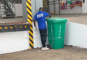Warehouse Compound Cleaning