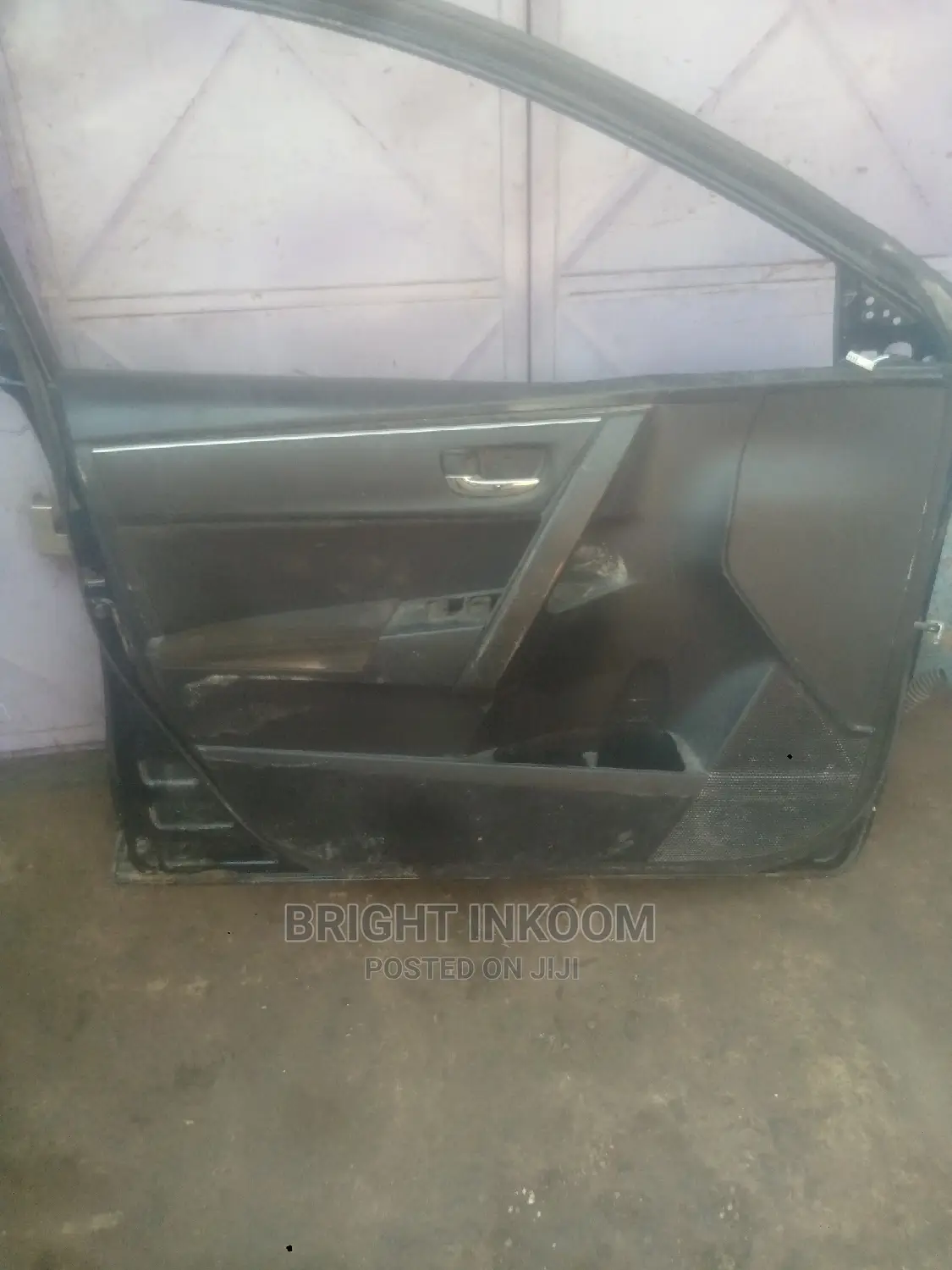 Toyota Corolla 2013 2014 2015 2016 Front Door