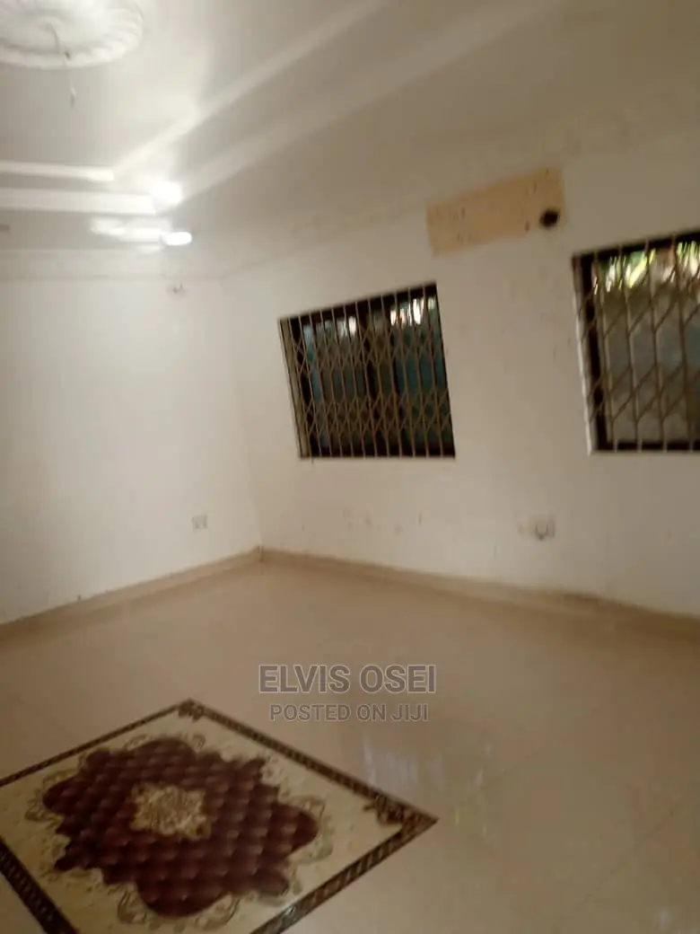 4bdrm House in 21, Kasoa for sale