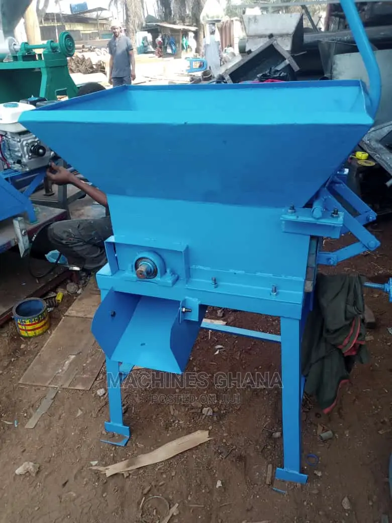 Cassava Grinding / Grater