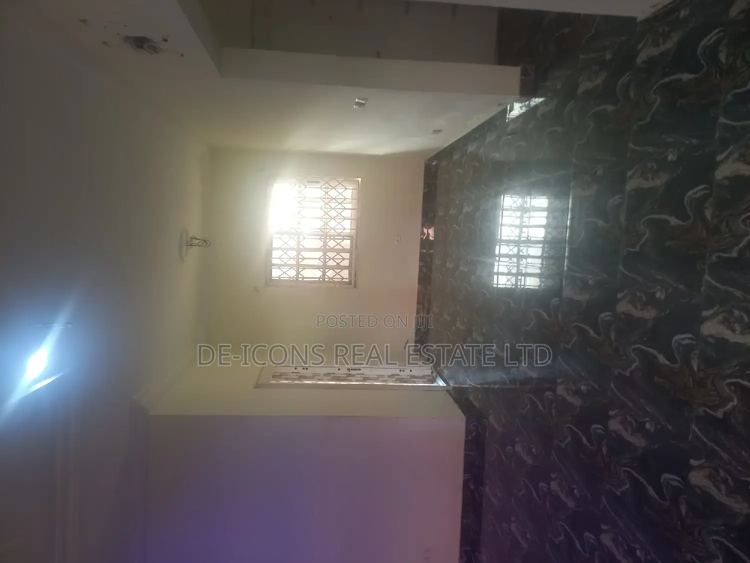 2bdrm Duplex in De-Icons Real Estate, Kasoa for rent