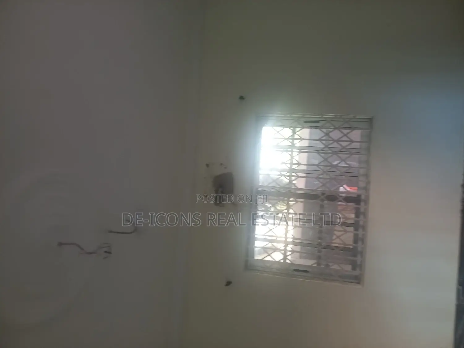 2bdrm Duplex in De-Icons Real Estate, Kasoa for rent
