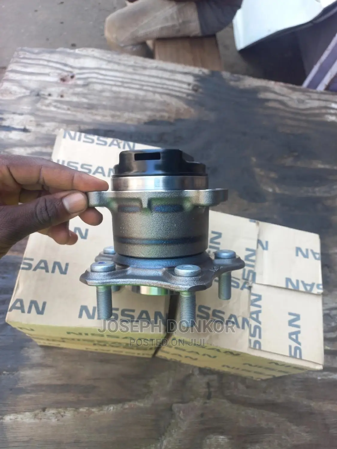 Rogue 2007 2008,2009,2010,2011,2012,2013 Back Hub