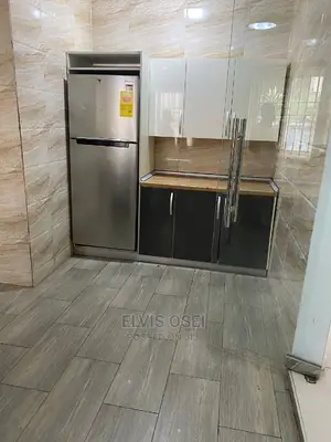 3bdrm Townhouse / Terrace in Golf Hills, Achimota for rent
