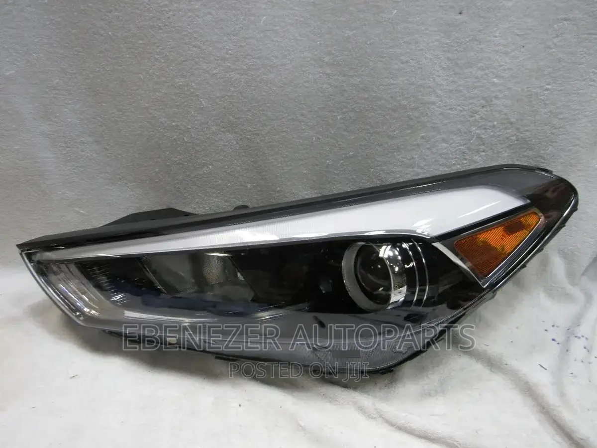 Hyundai Tucson 2016,2017 Headlight