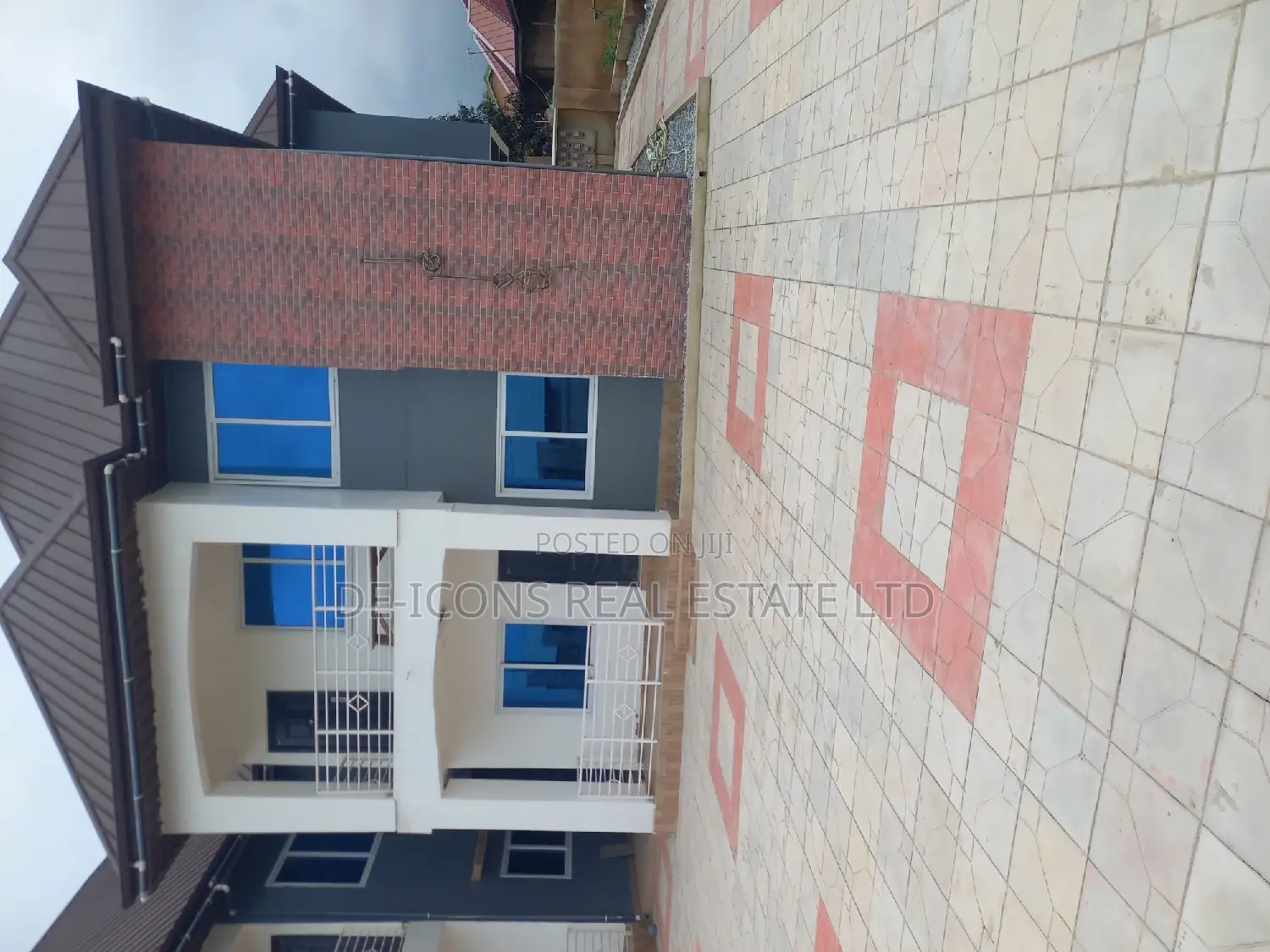 2bdrm Duplex in De-Icons Real Estate, Kasoa for rent