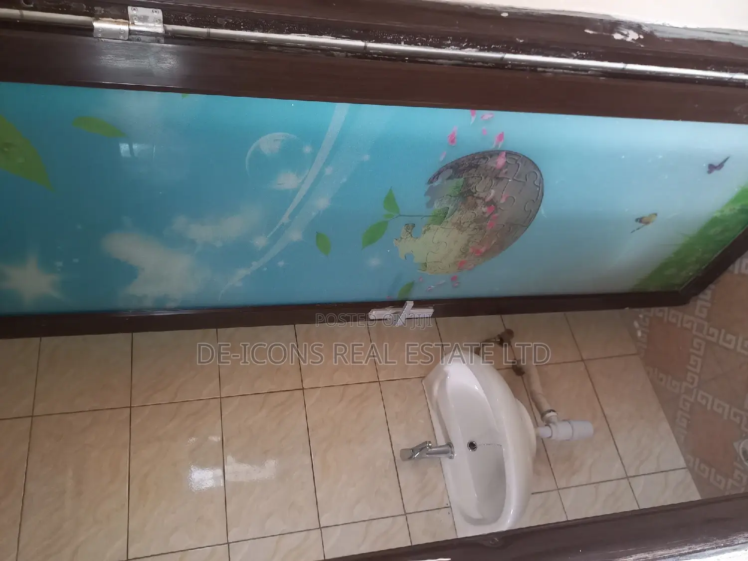 2bdrm Duplex in De-Icons Real Estate, Kasoa for rent