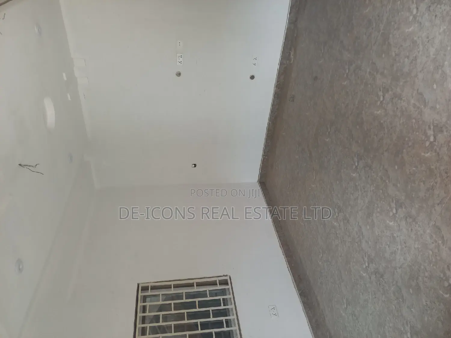 2bdrm Duplex in De-Icons Real Estate, Kasoa for rent