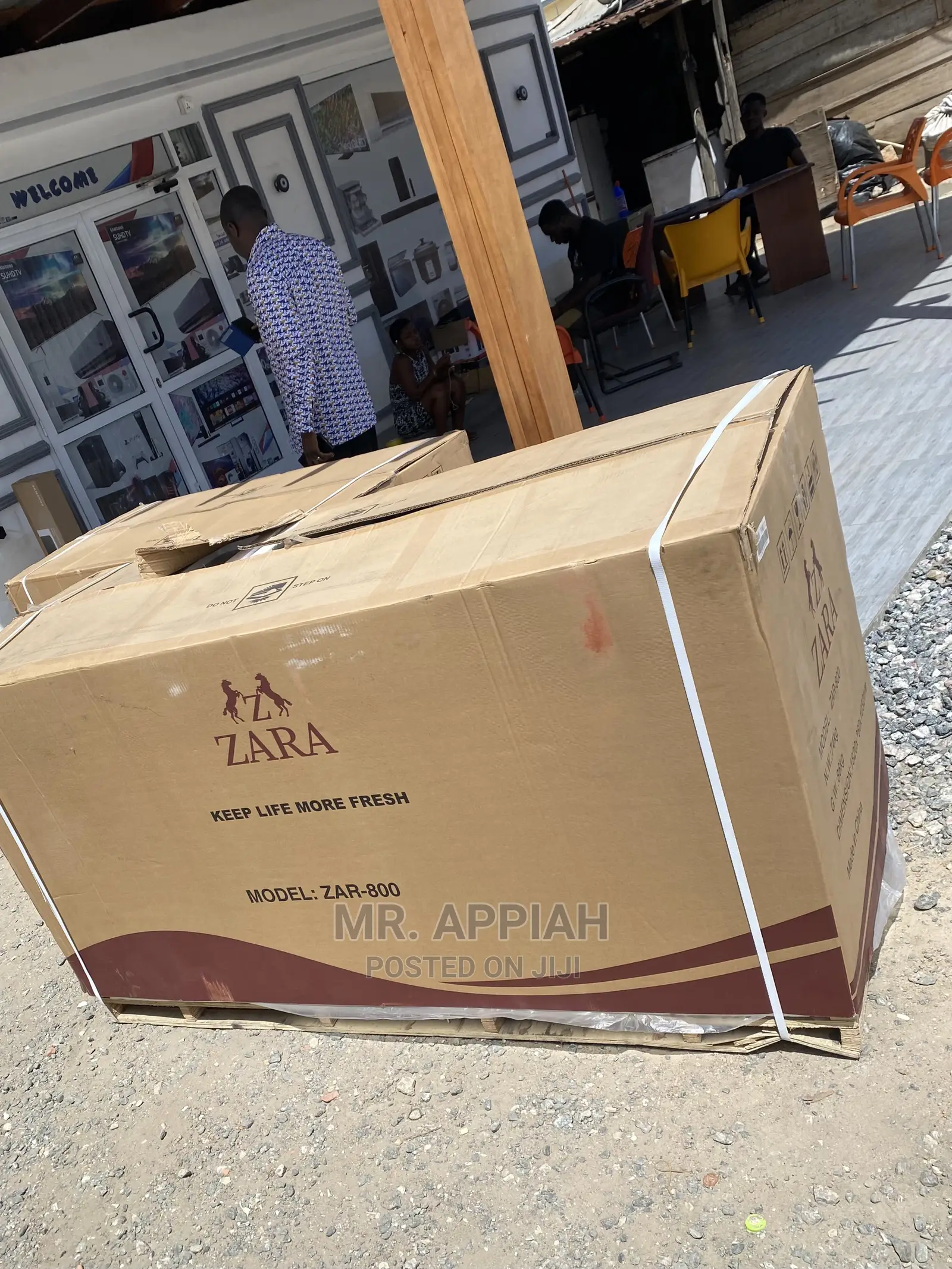 Latest and Durable Zara Double Door Chest Freezer(577L) 