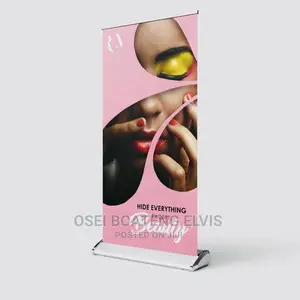 Pull Up Banner (Second User “Slightly Used”)