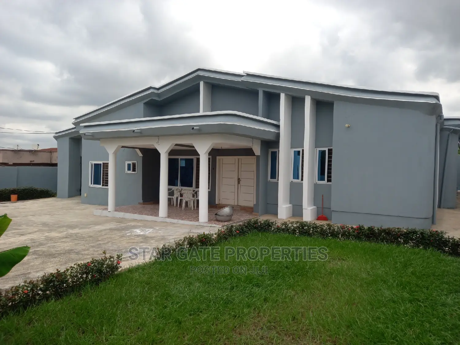 5bdrm House in Achiase, Near, Ejisu-Juaben Municipal for sale