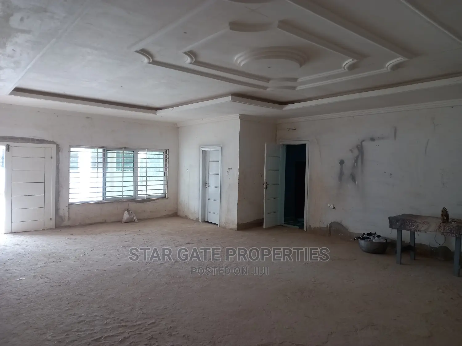 5bdrm House in Achiase, Near, Ejisu-Juaben Municipal for sale