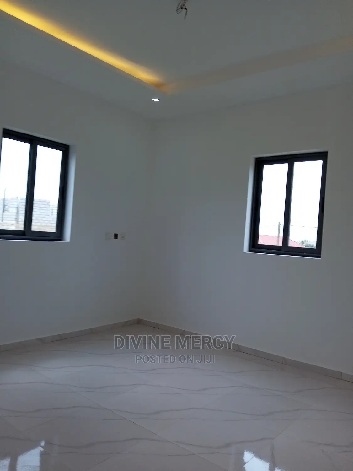 4bdrm Block of Flats in Kasoa Offankor for sale
