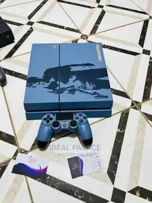 Ps4 Standard Unchanrted Edition
