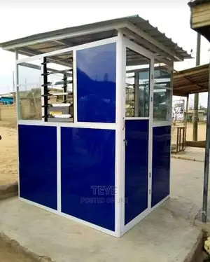 Daylight Aluminum Glass (2 Step) Showcase
