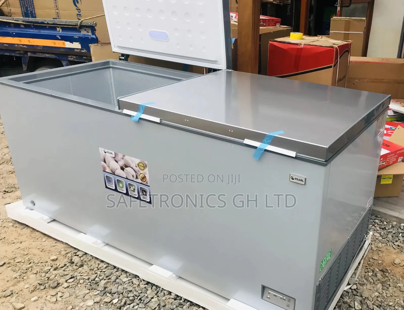 2 Doors Chestfreezer PCF-850 708 Liters Pearl 