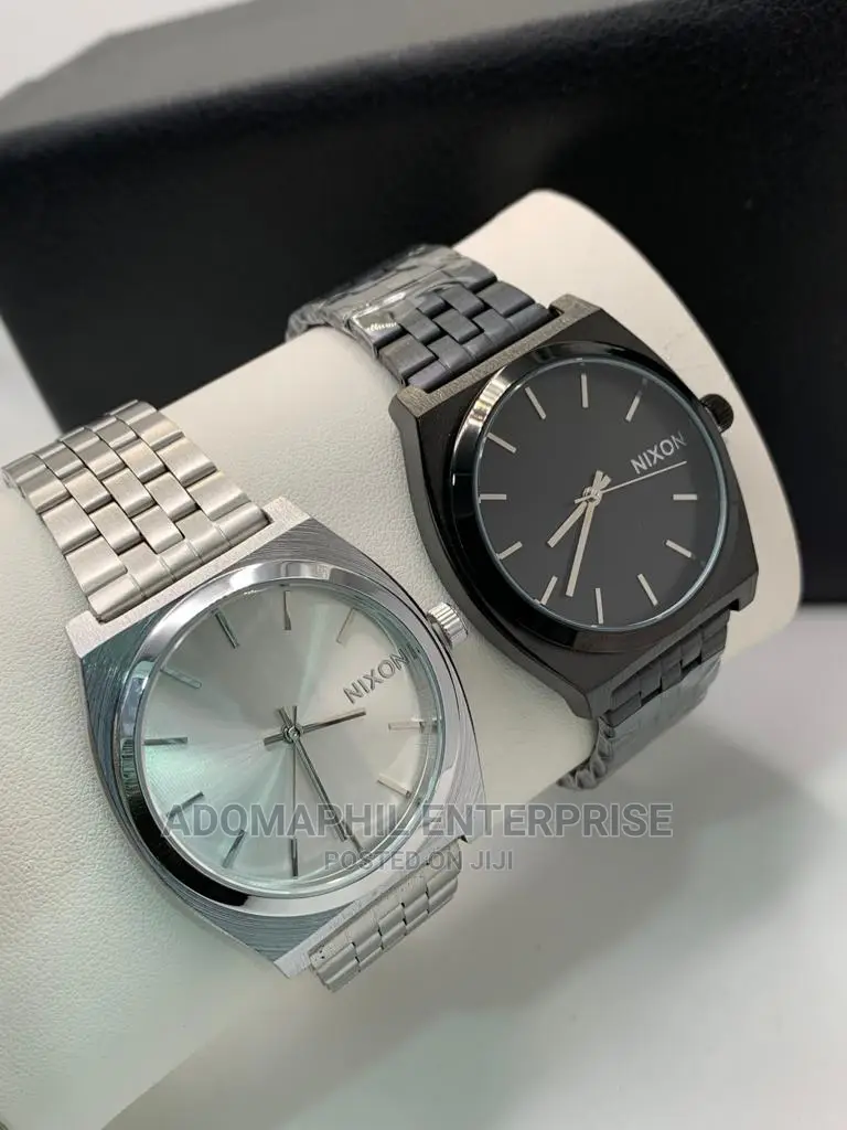 Anti-Fade Authentic Nixon Chain Watch