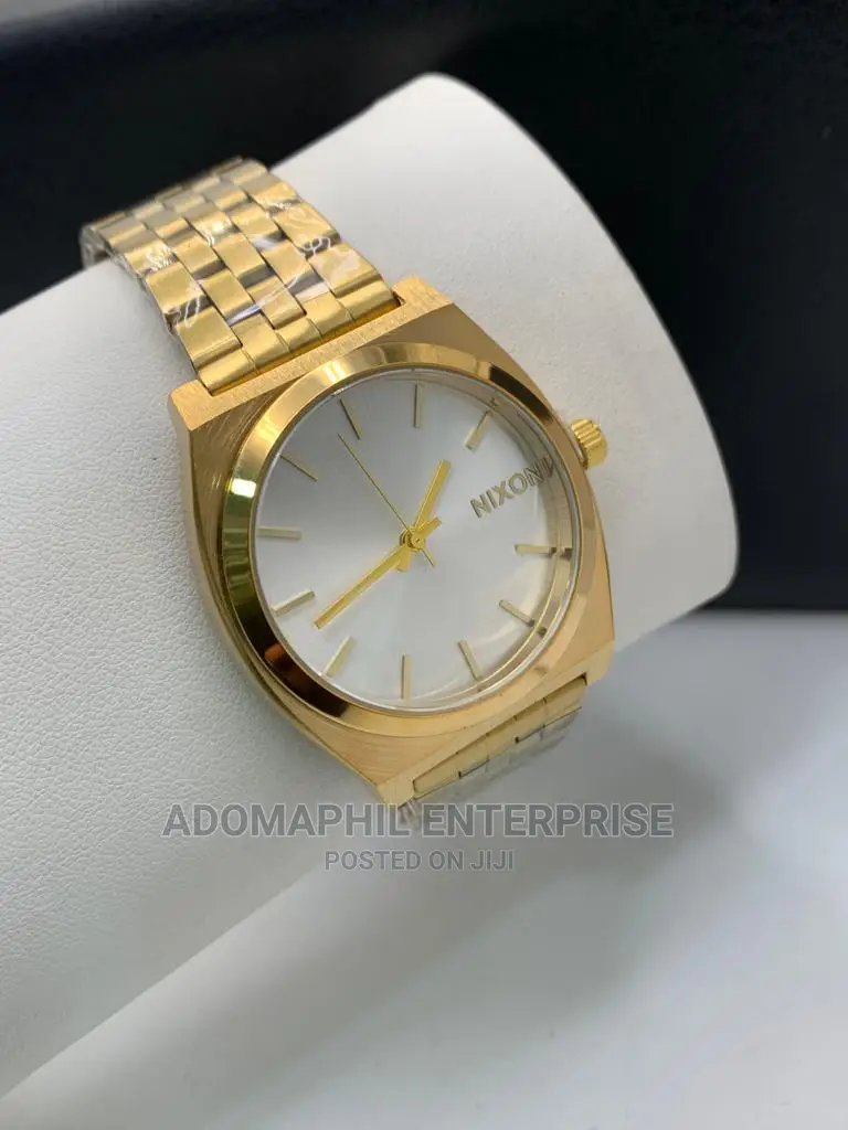 Anti-Fade Authentic Nixon Chain Watch