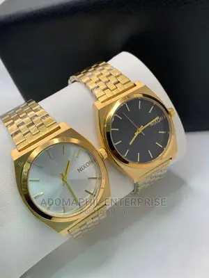 Anti-Fade Authentic Nixon Chain Watch
