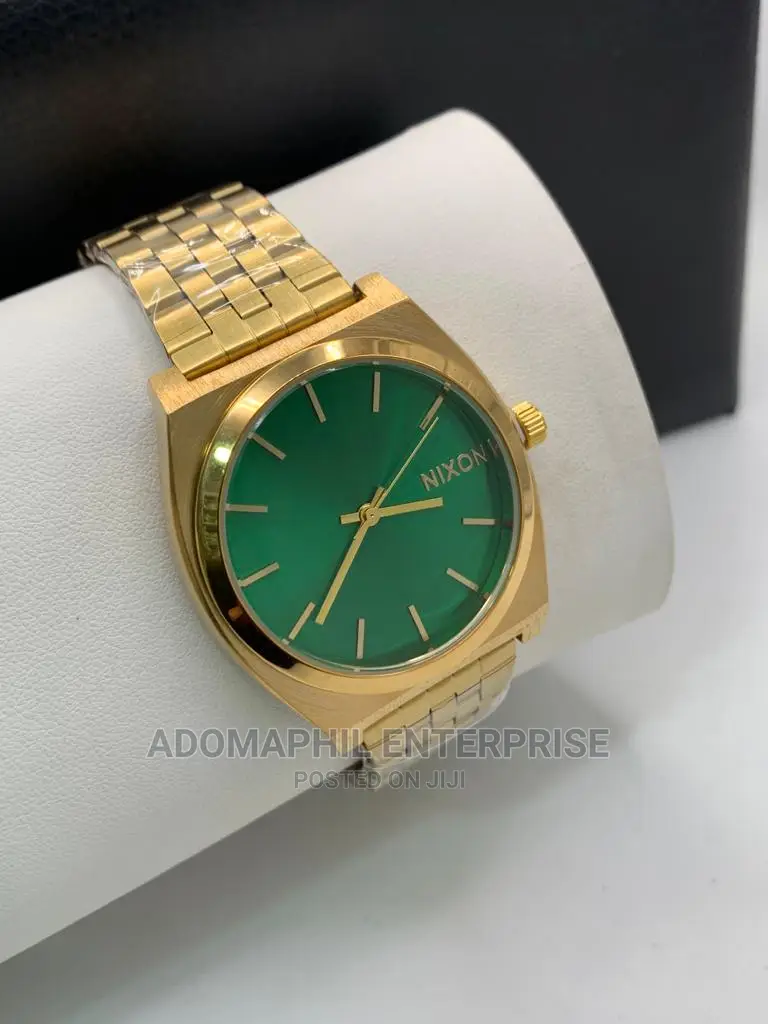 Anti-Fade Authentic Nixon Chain Watch