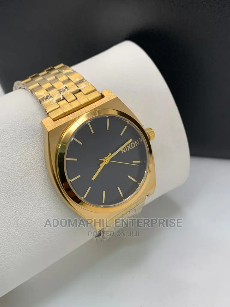 Anti-Fade Authentic Nixon Chain Watch