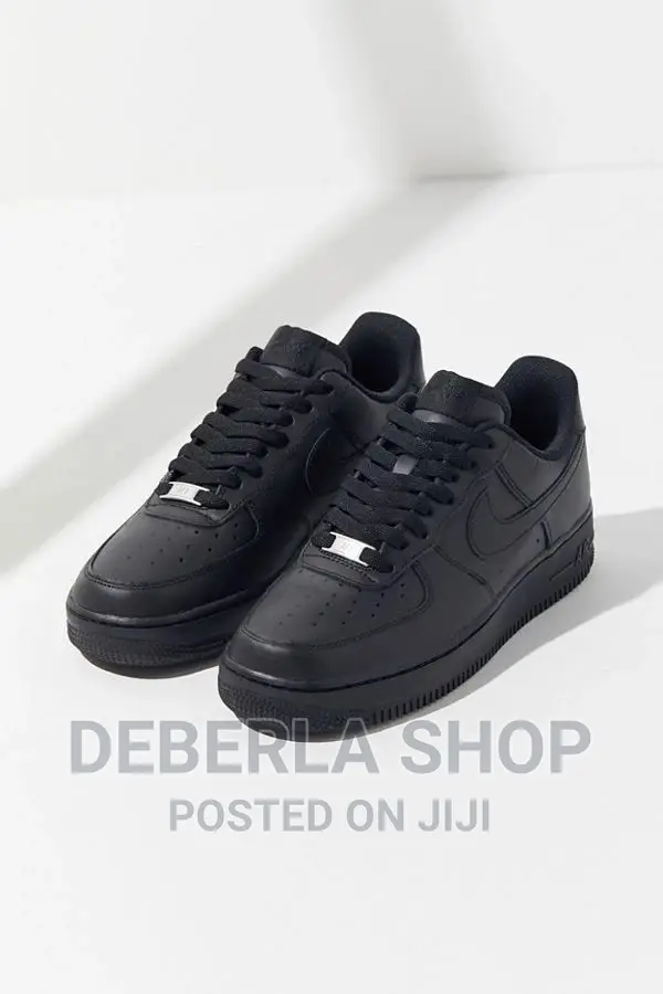 All Black Air Force 1