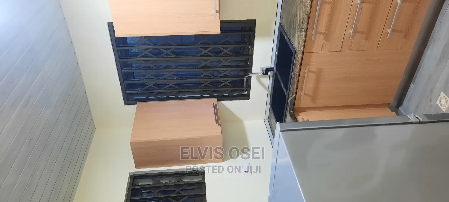 1bdrm Apartment in Palas Town Awoshie for rent