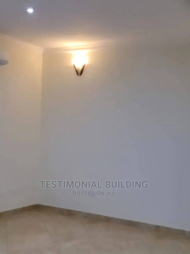 5bdrm House in Testimonial Building, East Legon for sale