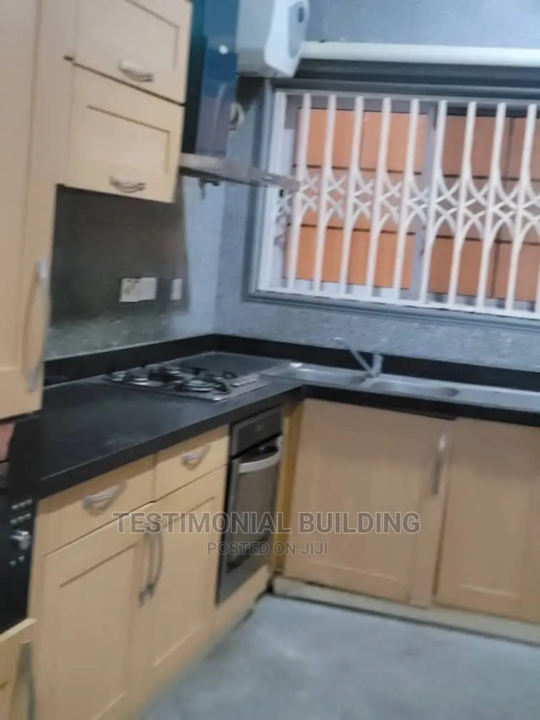 5bdrm House in Testimonial Building, East Legon for sale