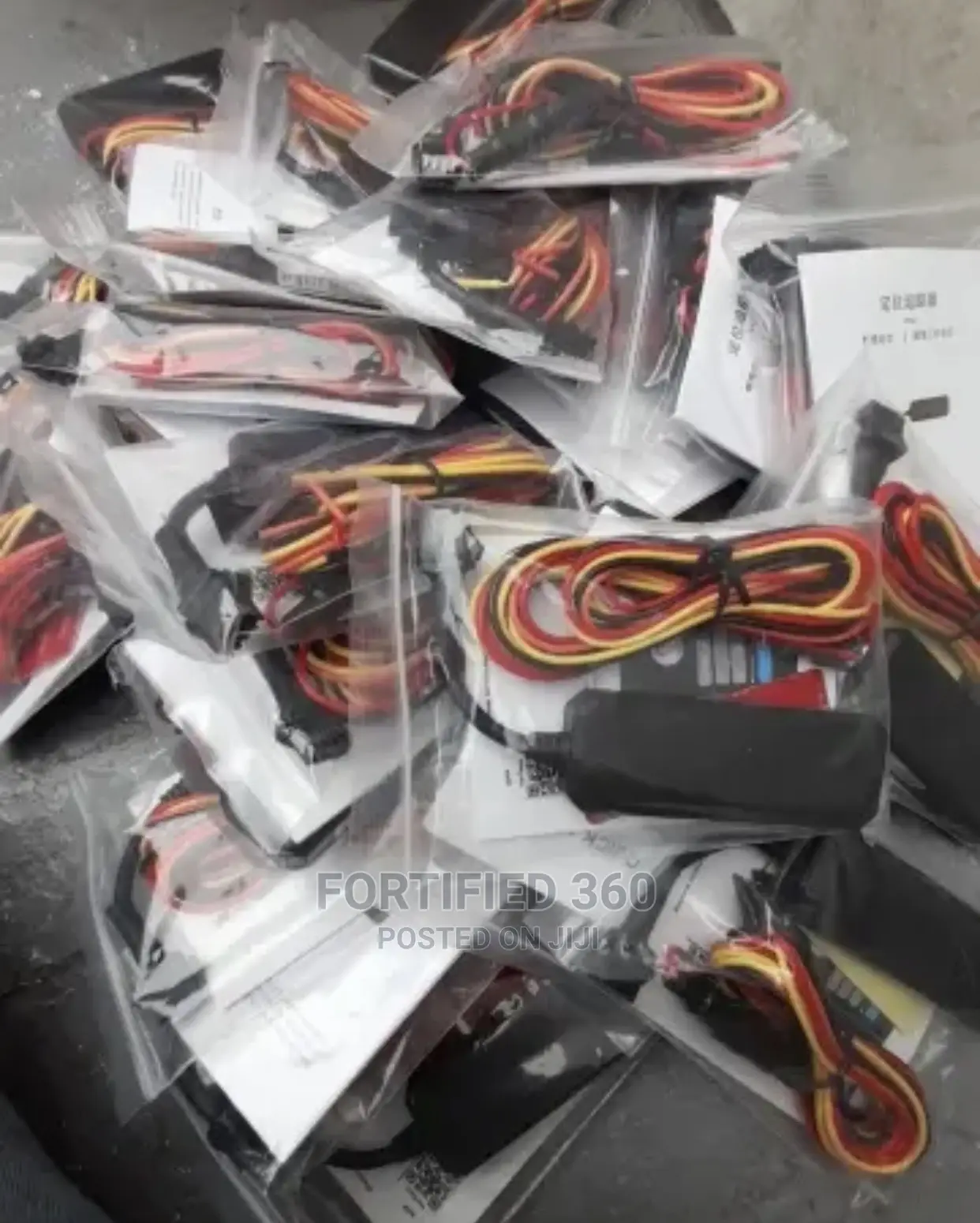 Low Priced GPS Tracker for Vehicles