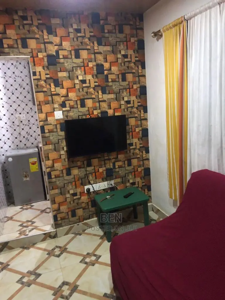Furnished 1bdrm House in Pig-Farm Kotokobabi, Kotobabi for rent