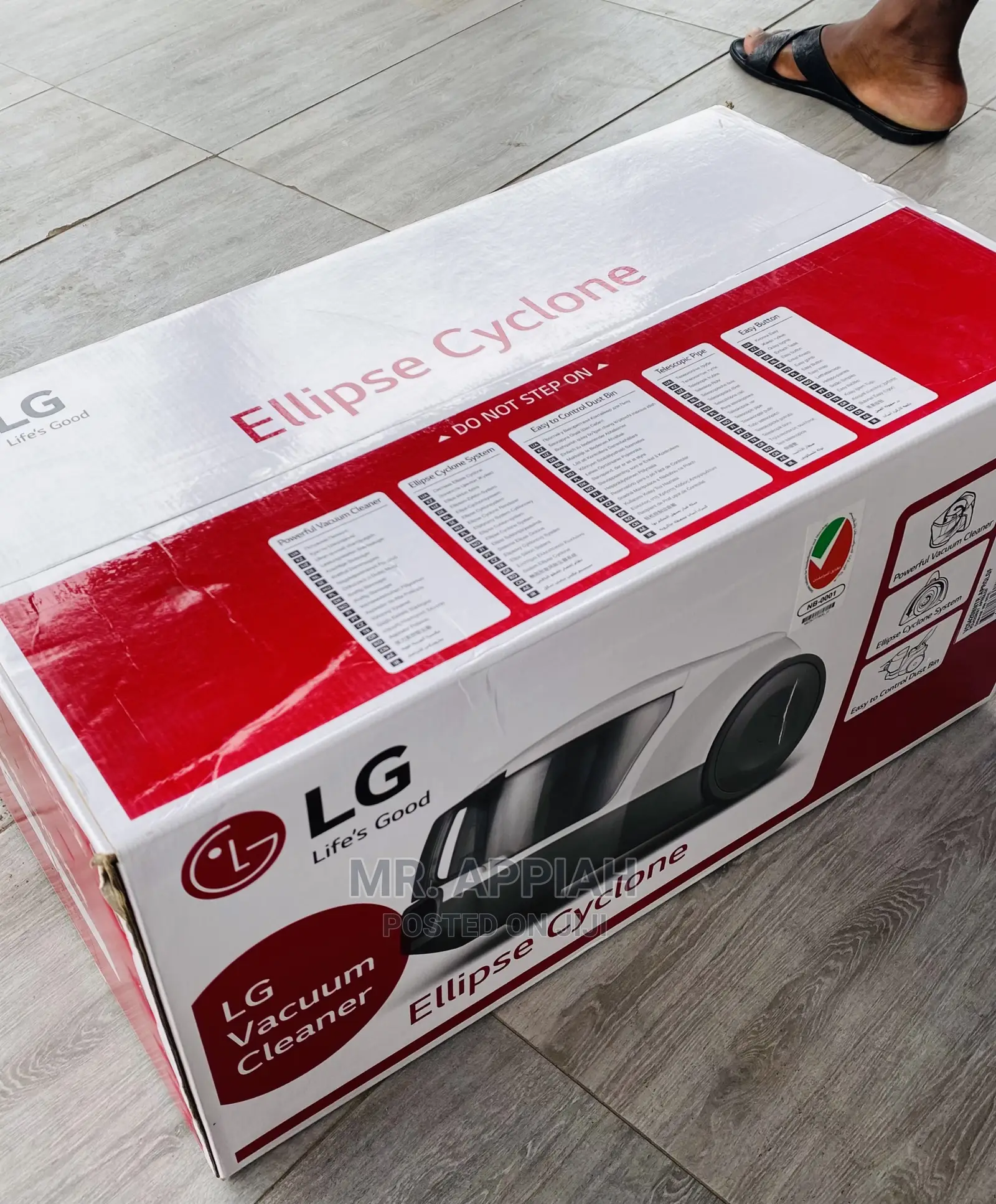 Energy and Cost Saving LG Vacuum Cleaner(White and Black)