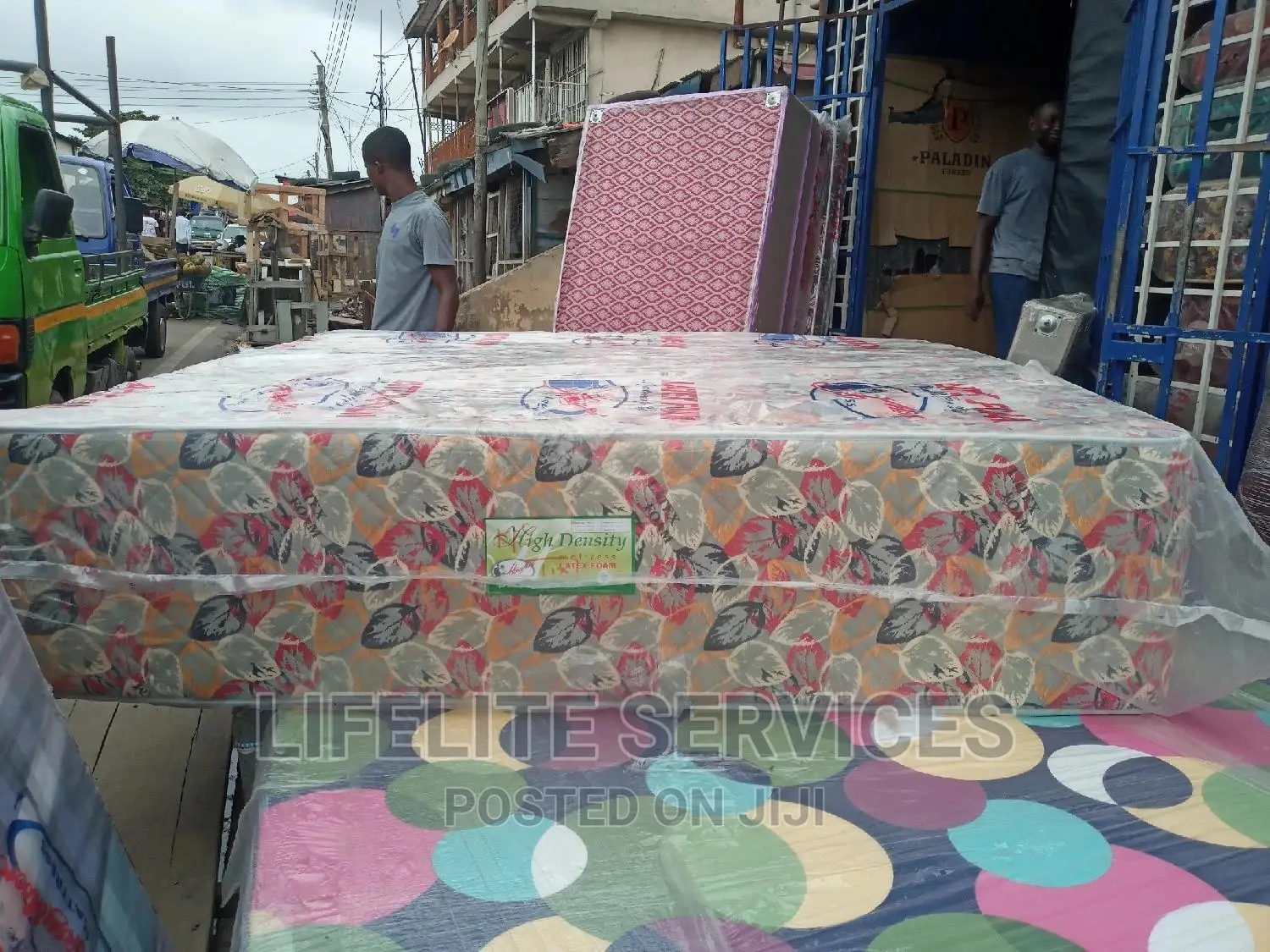 King Size Mattress 20" (No Need 4 Bed Frame)