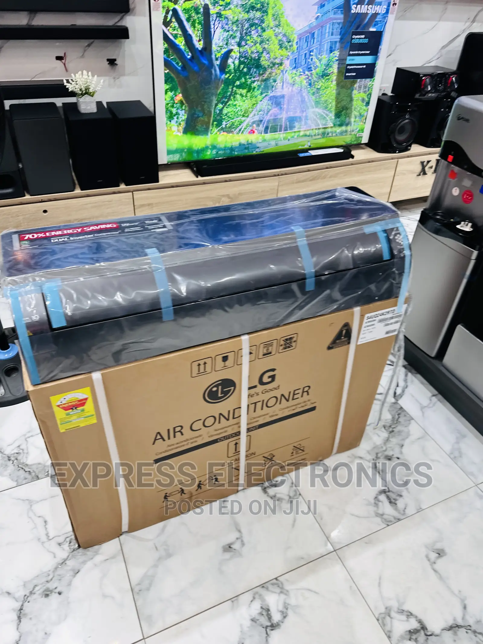 No1 Best LG AC Black Dual Inverter Artcool 2.5hp