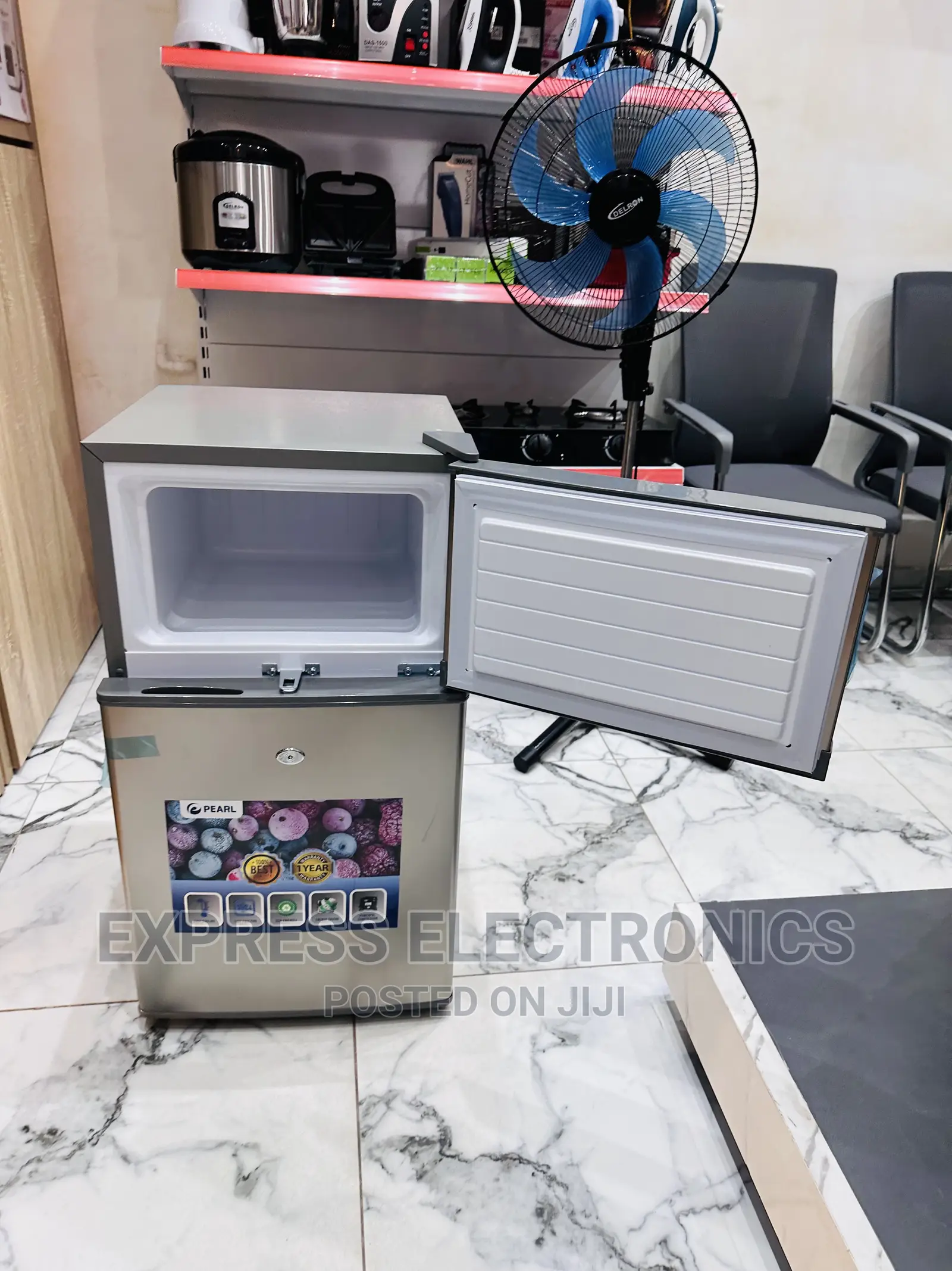 Fast Cooling Compressor Sleek Table Top Double Door Pearl
