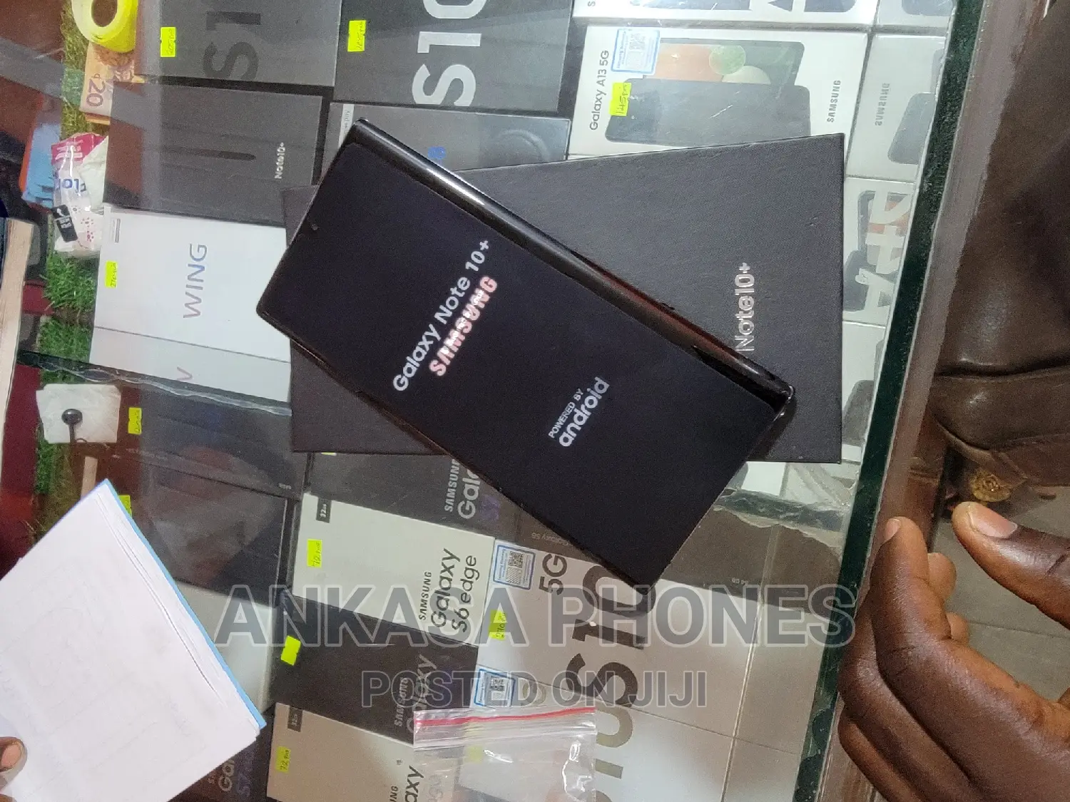 New Samsung Galaxy S10 128 GB Black