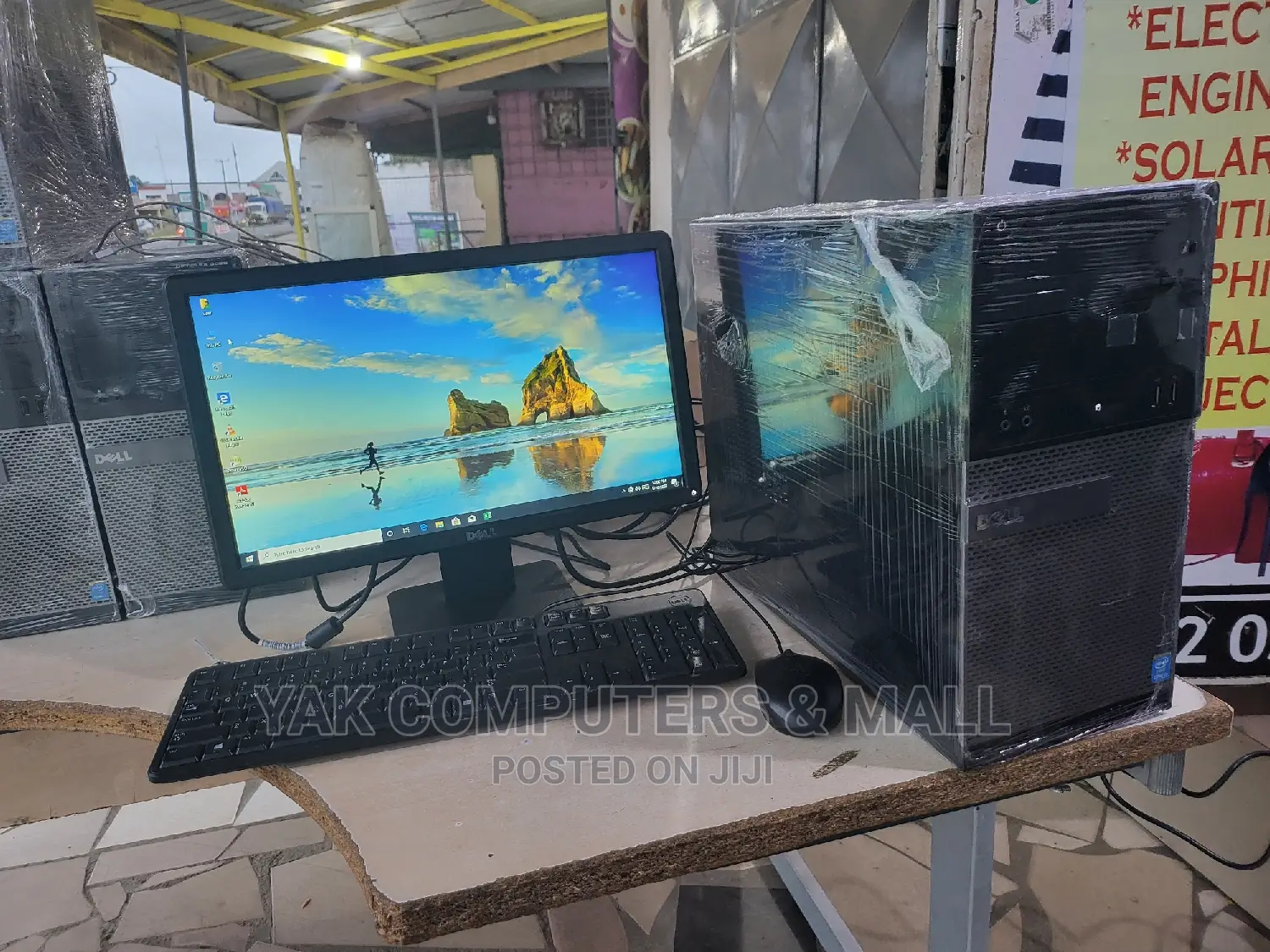 Desktop Computer Dell 4GB Intel Core I3 HDD 500GB