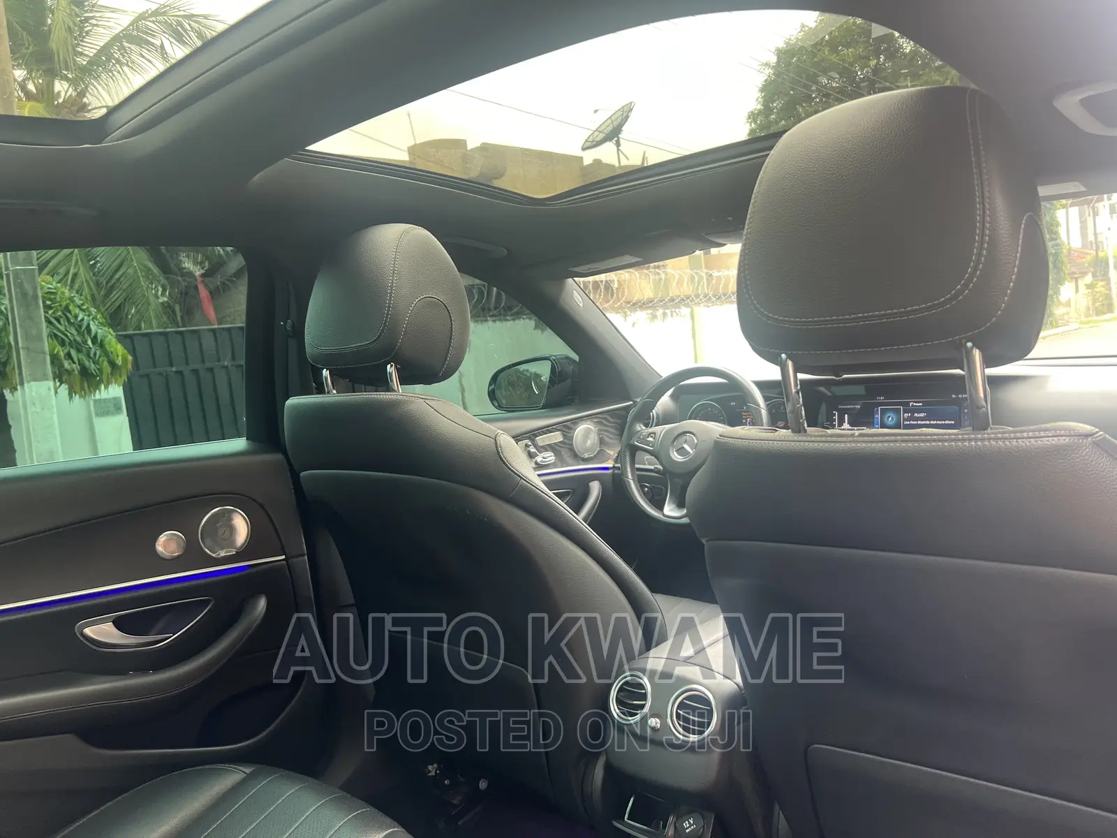 Mercedes-Benz E300 2017 Black